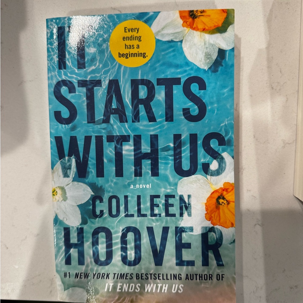 It starts with us by Colleen Hoover